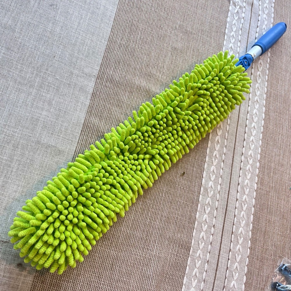 Norwex EnviroWand Flexible Microfiber Duster with Sleeve Green Blue Handheld